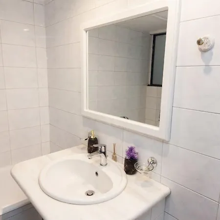 Delightful Modern 1 Bedroom In Kallithea *